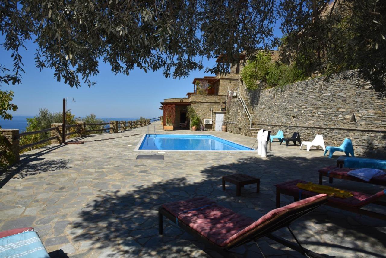 Andros Escape Condos Korthio Exterior foto